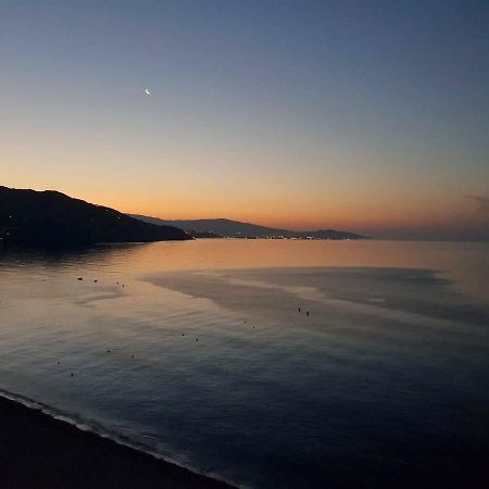 Atico En Almunecar. Primera Linea De Playa Con Vistas Espectaculares Zewnętrze zdjęcie