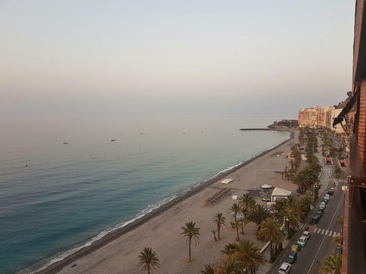 Atico En Almunecar. Primera Linea De Playa Con Vistas Espectaculares Zewnętrze zdjęcie